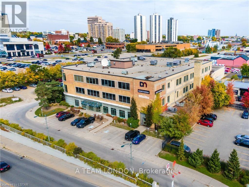 300 Wellington Street #1st Floor, London, ON N6B 2L5