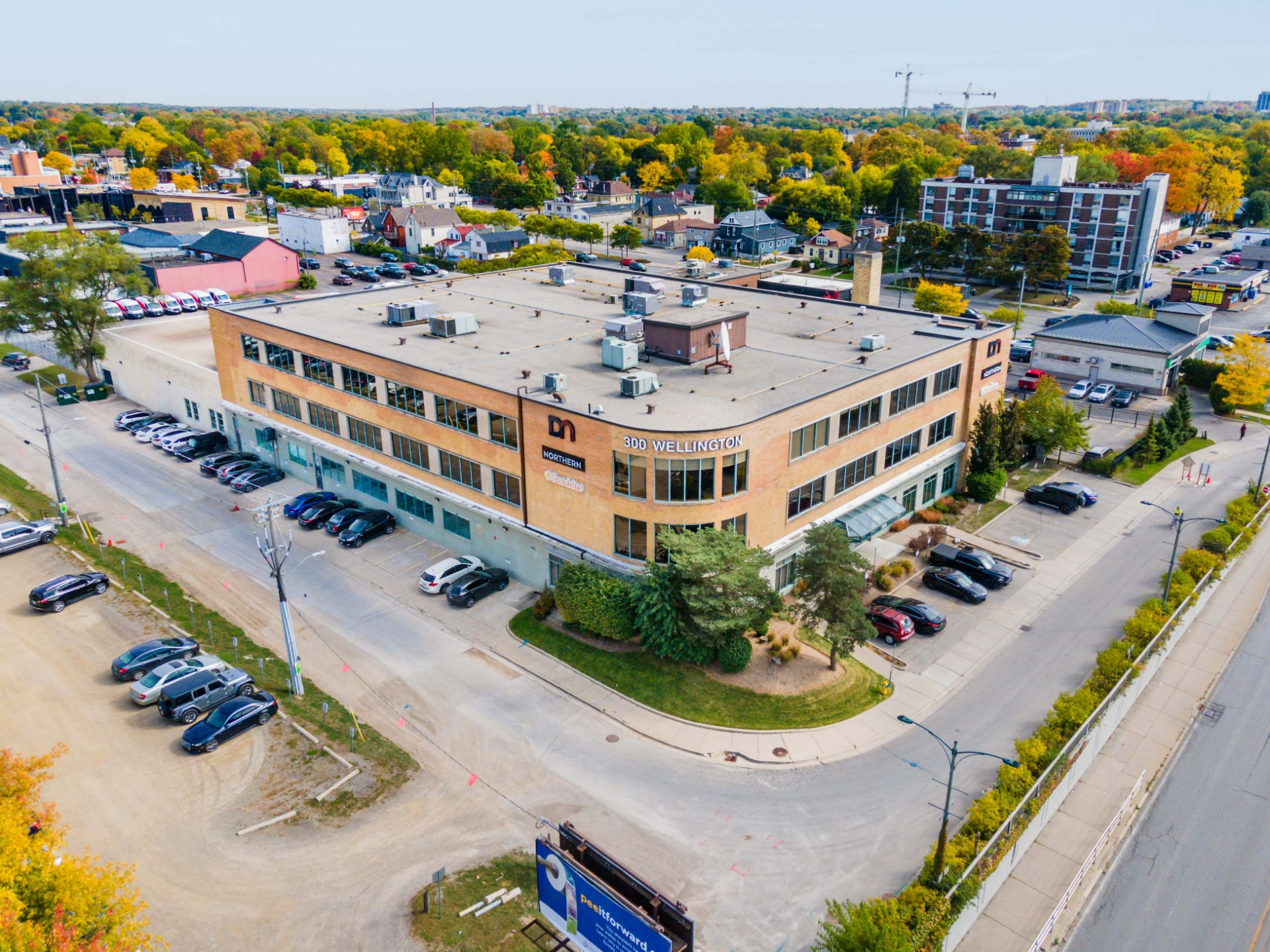 300 Wellington Street, London, Ontario N6B2L5