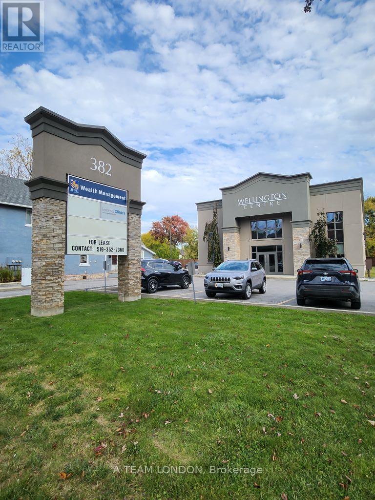 382 Wellington Street W #106, Chatham-Kent, ON N7M 1K4
