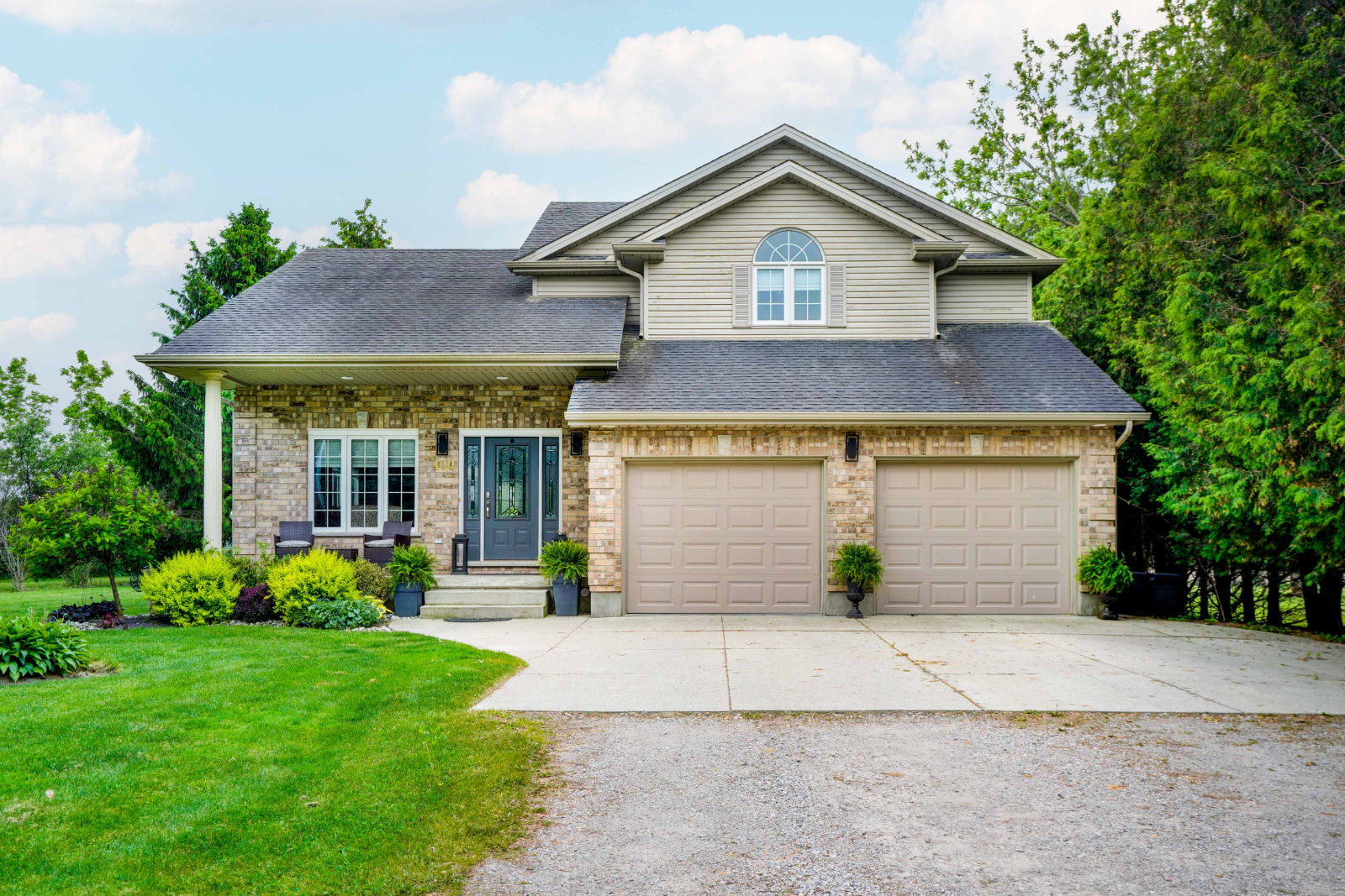 400 Second Street, Strathroy-Caradoc (NE), Ontario